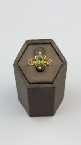 Peridot and citrine 9ct - and,