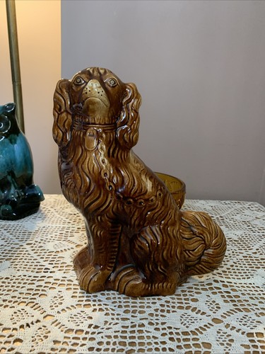 Large brown vintage spaniel - large,