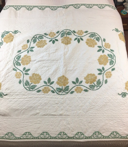 Vintage quilt yellow roses - vintage,