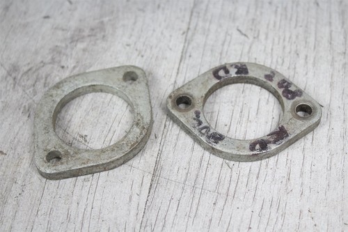 Manifold clamps manifold