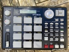 Akai MPC 500 Drum Machine Sampler