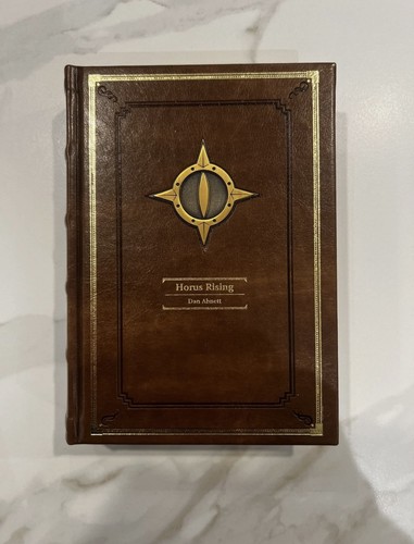 Horus rising - (premium, edition)