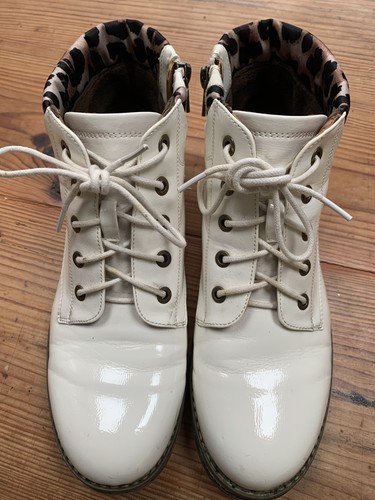 White patent ankle - patent, lace
