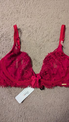 34d pillar box - box, boux