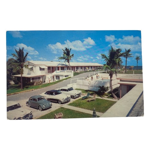 Driftwood the sea motel - by,