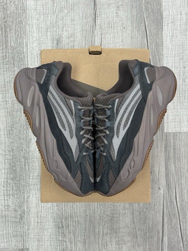 Size adidas yeezy boost - size,