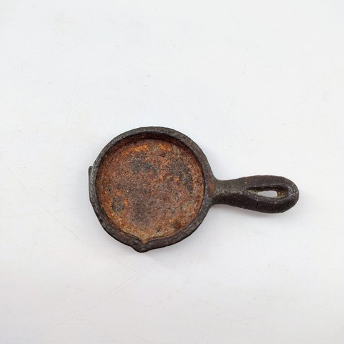 Antique miniature cast iron - antique,