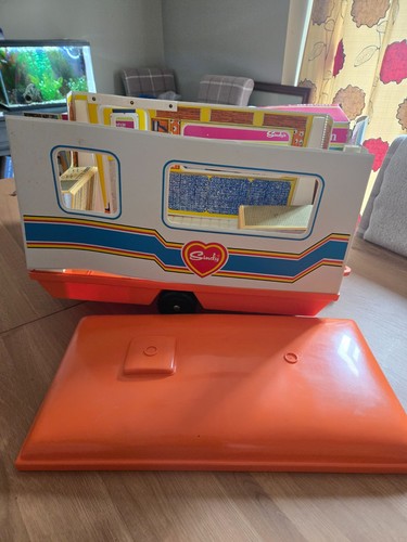 Vintage sindy caravan - vintage,