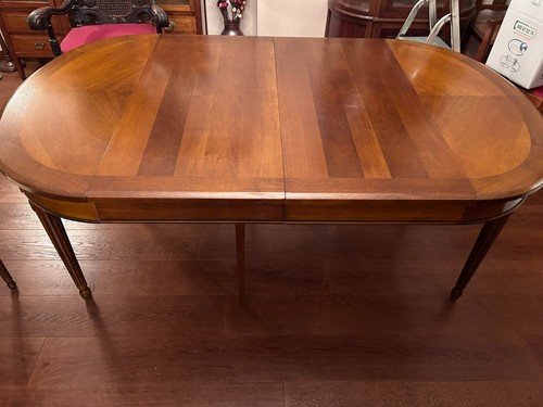 Louis xvi style oval - louis, extending