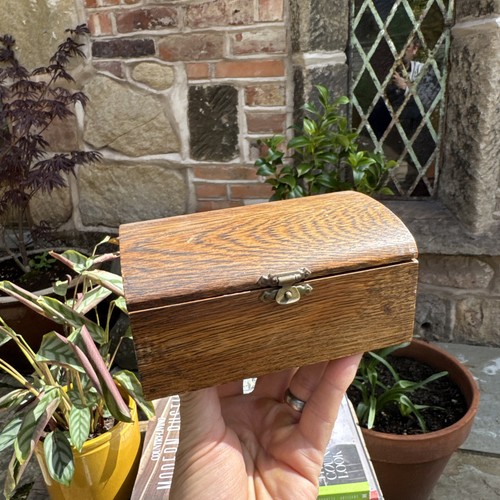 Vintage music box trinkets - vintage,
