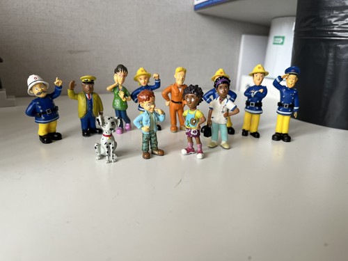 Fireman sam miniature - fireman,