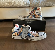 NEW Wonder Woman Converse