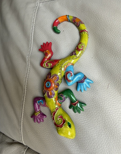 Multicolour gecko lizard wall - ,