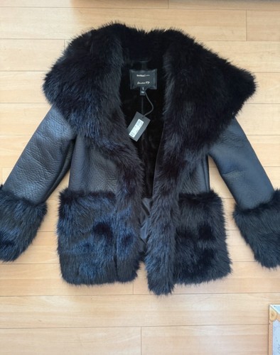 River island studios faux - river,