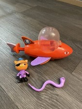 Octonauts Gup B purple flying