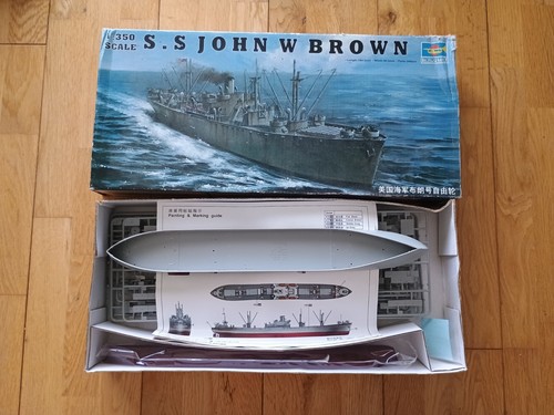 Trumpeter john brown ship - brown,