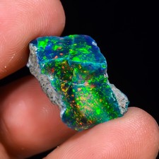 10 Ct Black Ethiopian Opal
