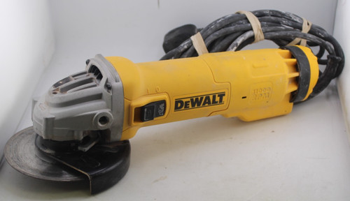 Dewalt dwe4206 240v - 240v, angle
