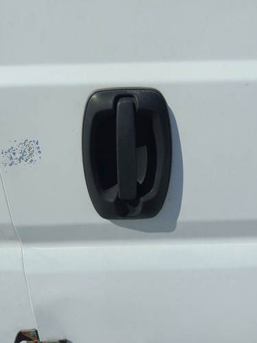 Right side outer handle fiat - right,