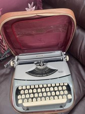 Vintage Royal Royalite