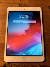 iPad mini 2 Wi-Fi 16GB silver (A1489) Wonderful Condition. Great for Christmas!