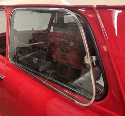 Classic mini opening - mini,