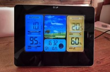 Wireless Weather Station incs day, time, indoor & outdoor temperature & humidity