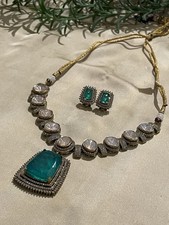 SabyaSachi Doublet Stone Set