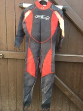 Medium Aqua Lung Skin Suite 