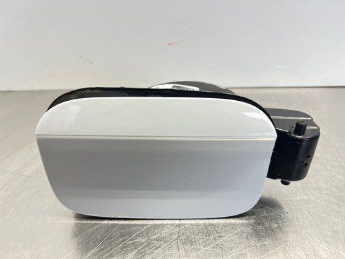 Audi fuel filler door - audi, q5
