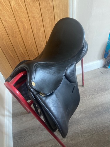 Gfs black dressage - black, saddle