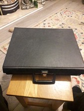 Large case full least - case,