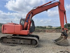 Hitachi Ex135 13 Ton Excavator