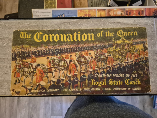 Coronation the queen stand - coronation,