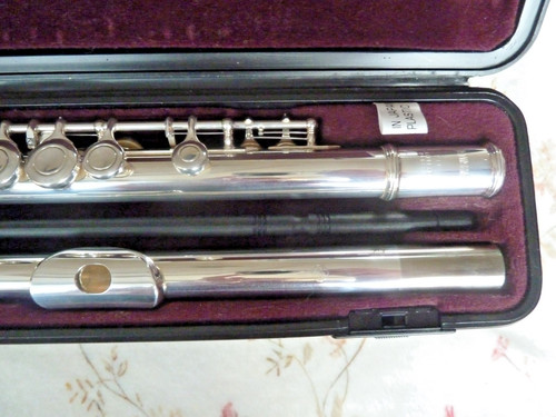 Beautiful yamaha yfl - , 211