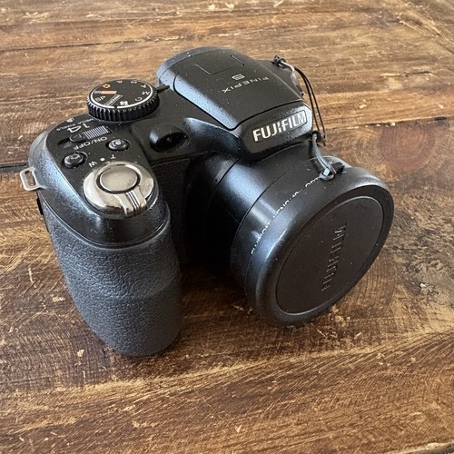 Fujifilm finepix s2950 - s,