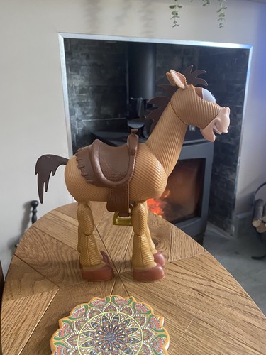 Toy story bullseye - story, 9”