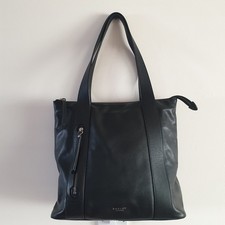Radley of London Taylors Court Medium Zip-top Tote Nag in Black Smooth Leather
