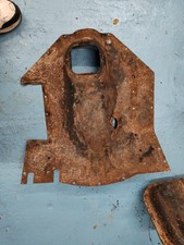 Morris Minor 1000 Gearbox Tunnel Cover