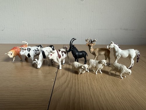 Vintage animals farm - farm, plastic