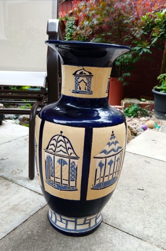 Large floor urn shpe - large, shpe,