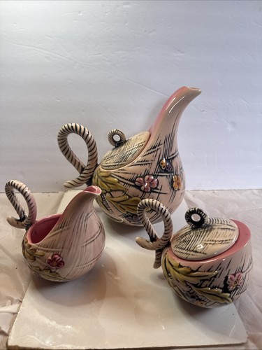 Vintage 1955 hull pottery - vintage,