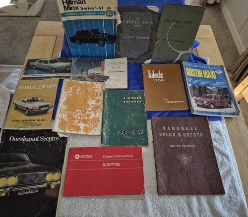 Vintage car owner - owner, manuals