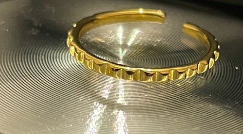 Gold elegant open - elegant,