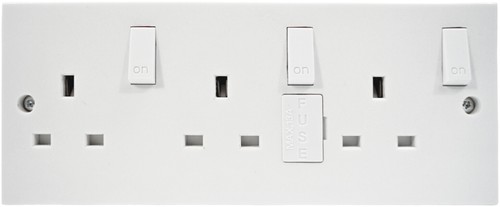 Triple switched socket gang - switched,