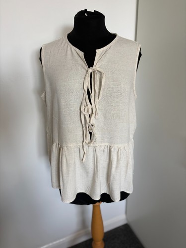Bnwot beige sleeveless tie - bnwot,