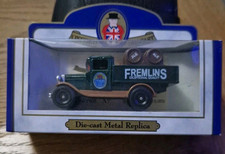 Oxford Diecast - Fremlins