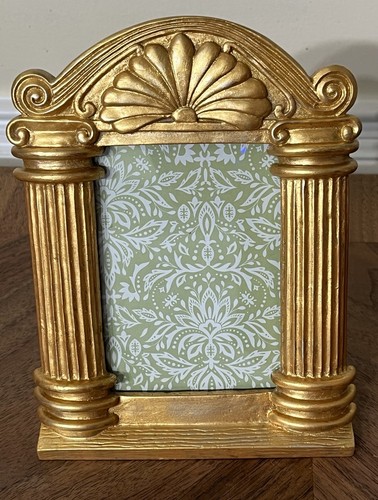 Vtg easel back - vtg,