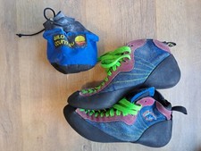 Climbing Gear -  shoes and chalk bag 