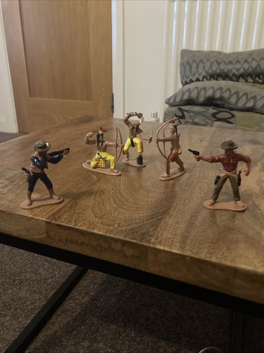 Wild west toy - west, figures